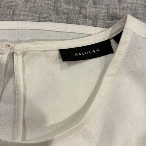 Halogen NWT Sleeveless round neck Top, 100% Polyester. - Picture 6 of 6